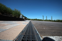 RECYFIX PRO channels with recycled composite gratings ensure reliable drainage.